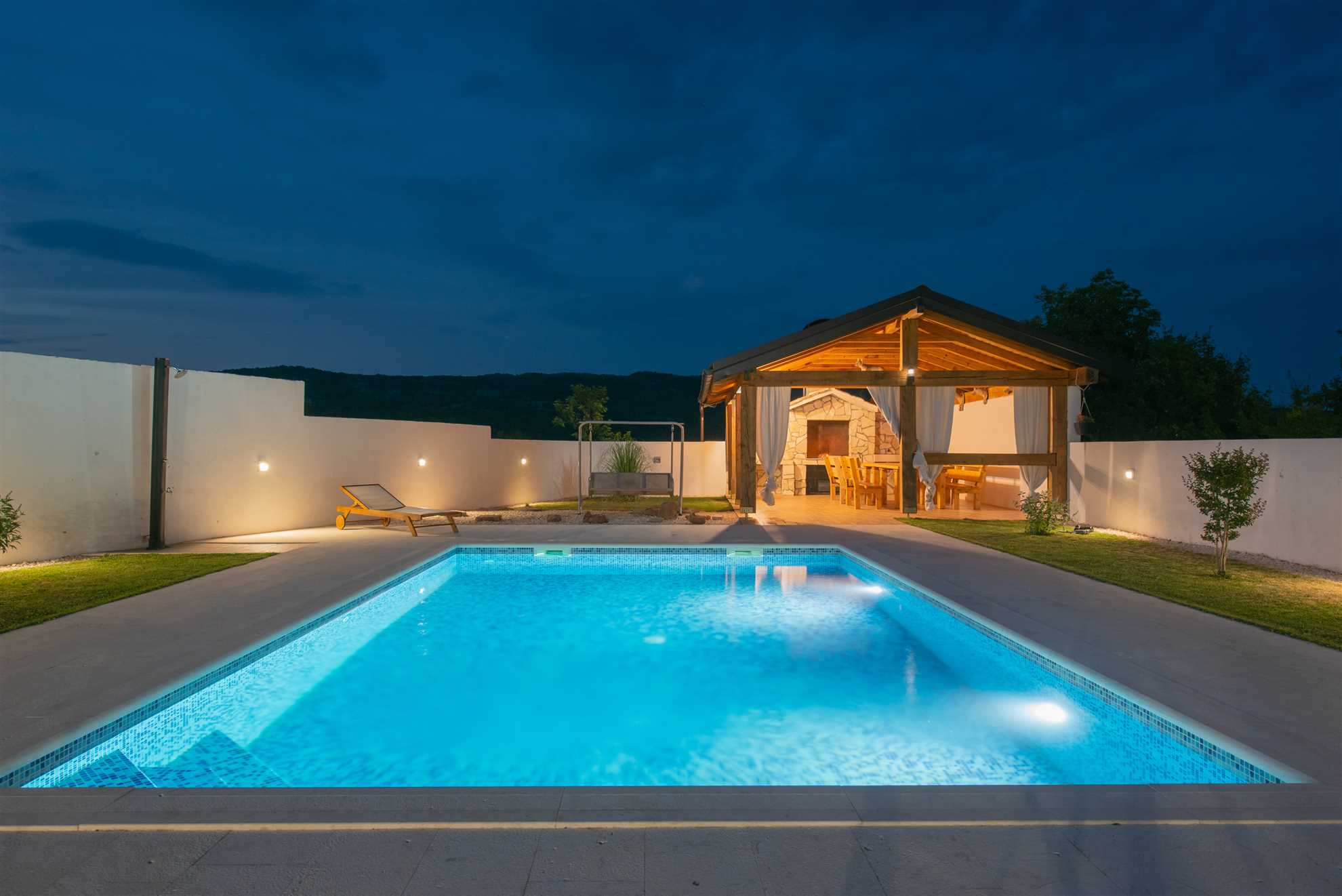 Traditional Comfort Casa Natura with 36m2 Pool