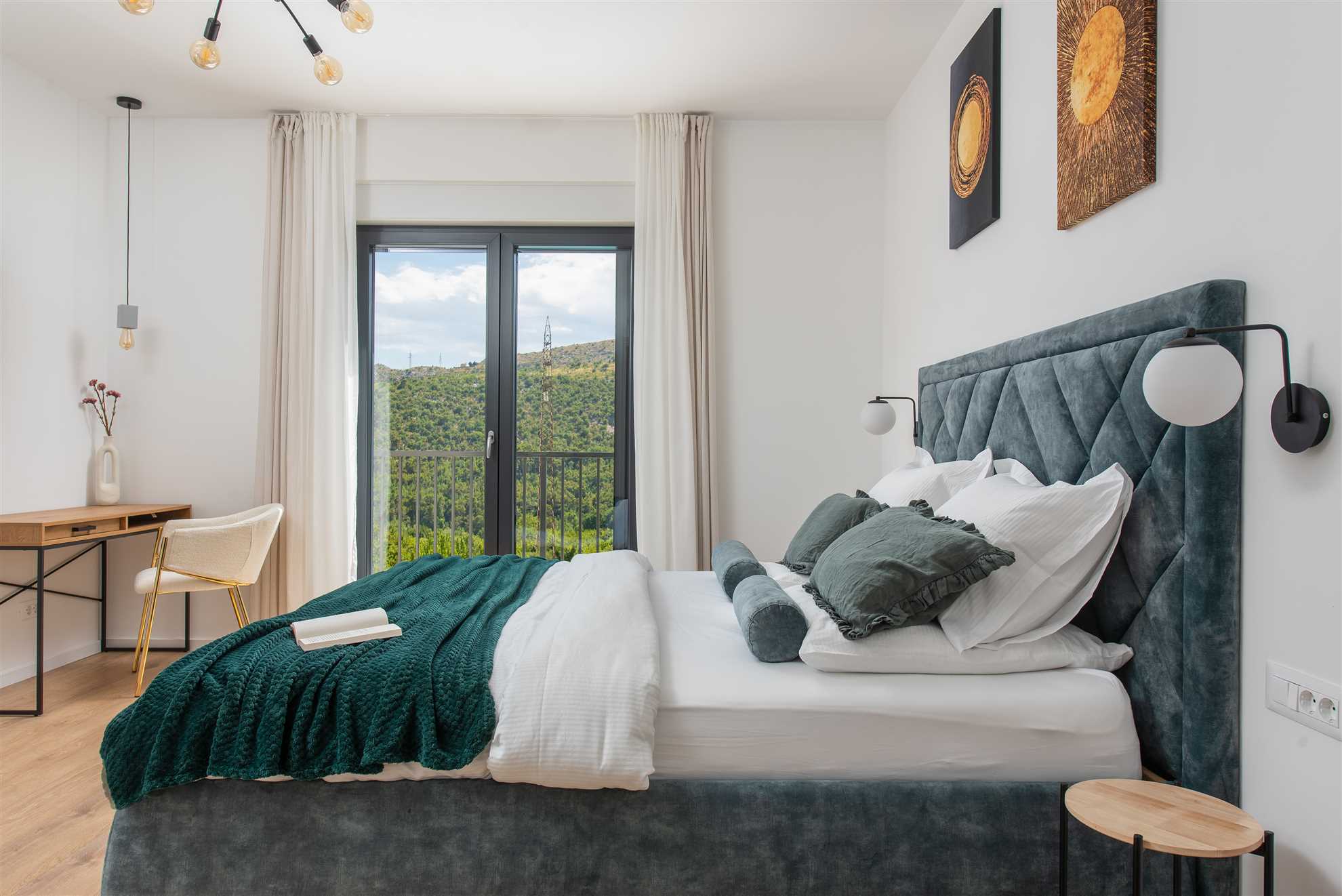New! Villa Nacle with heated Pool