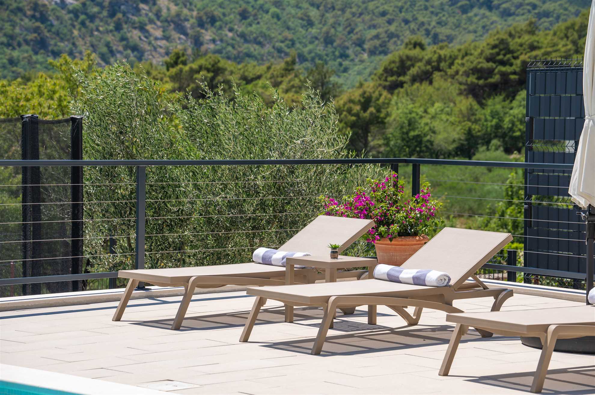 New! Villa Nacle with heated Pool
