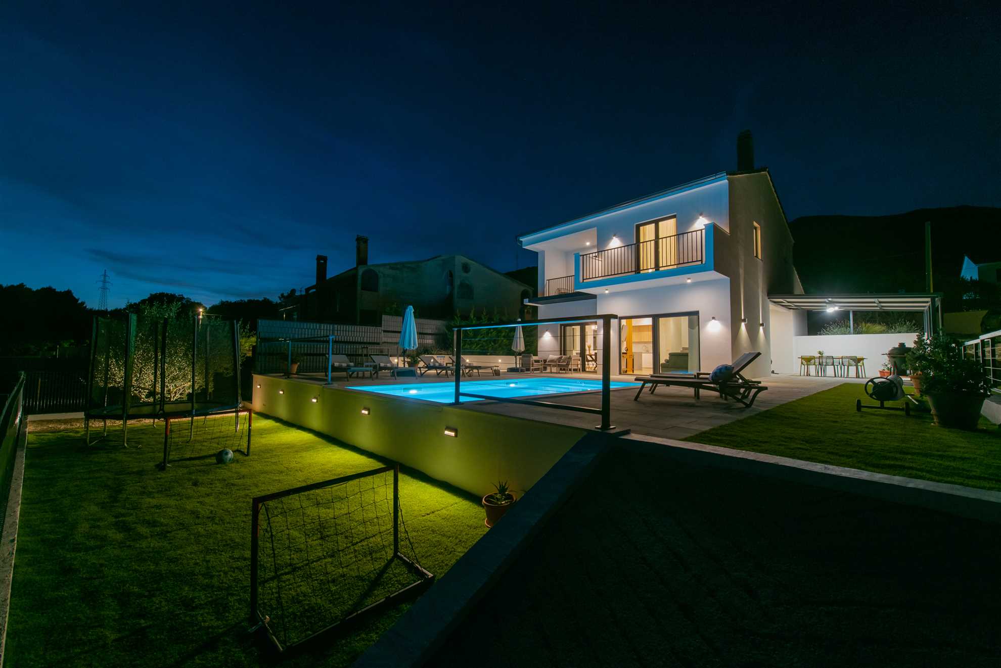 New! Villa Nacle with heated Pool
