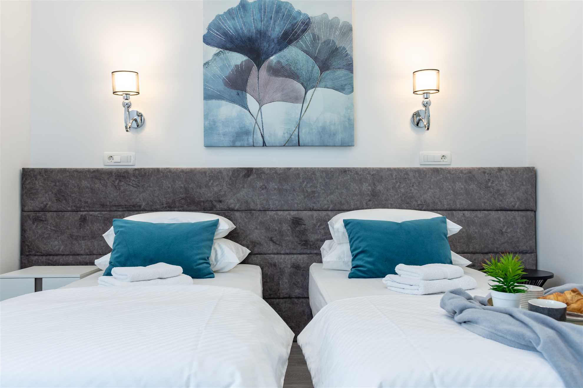 Villa Casa Mia Luxury Retreat with Heated Pool