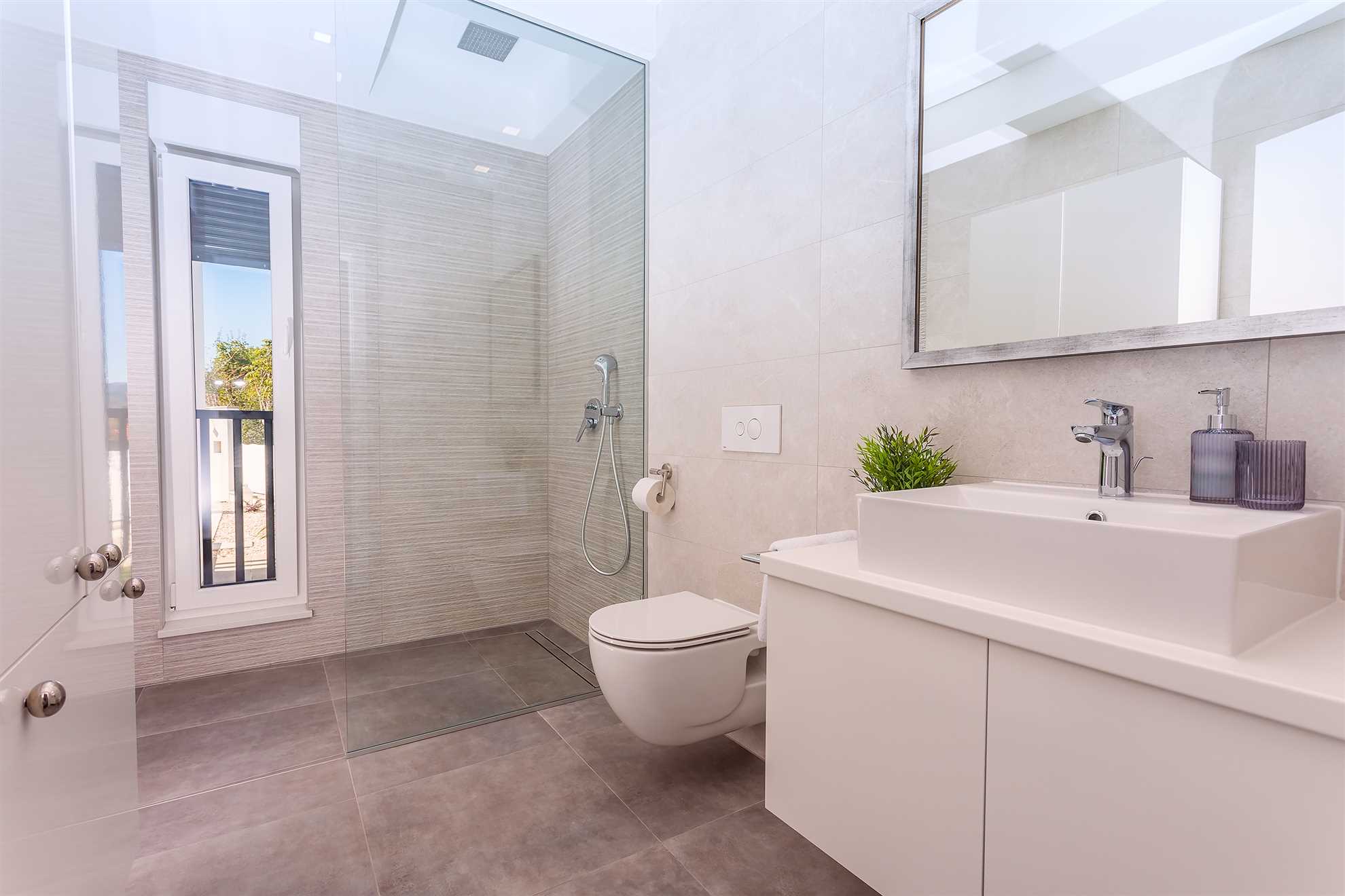Villa Casa Mia Luxury Retreat with Heated Pool