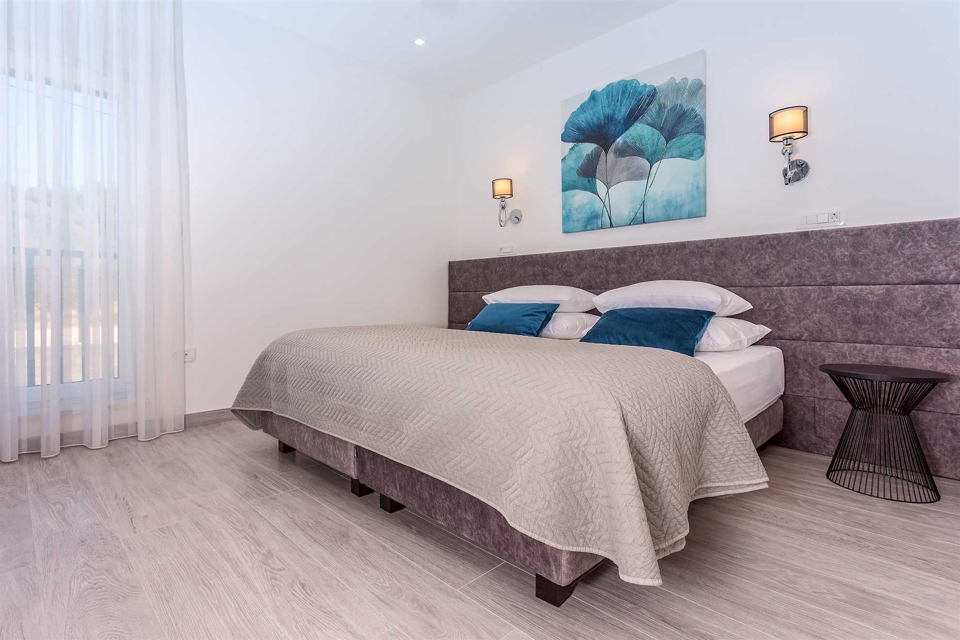 Villa Casa Mia Luxury Retreat with Heated Pool
