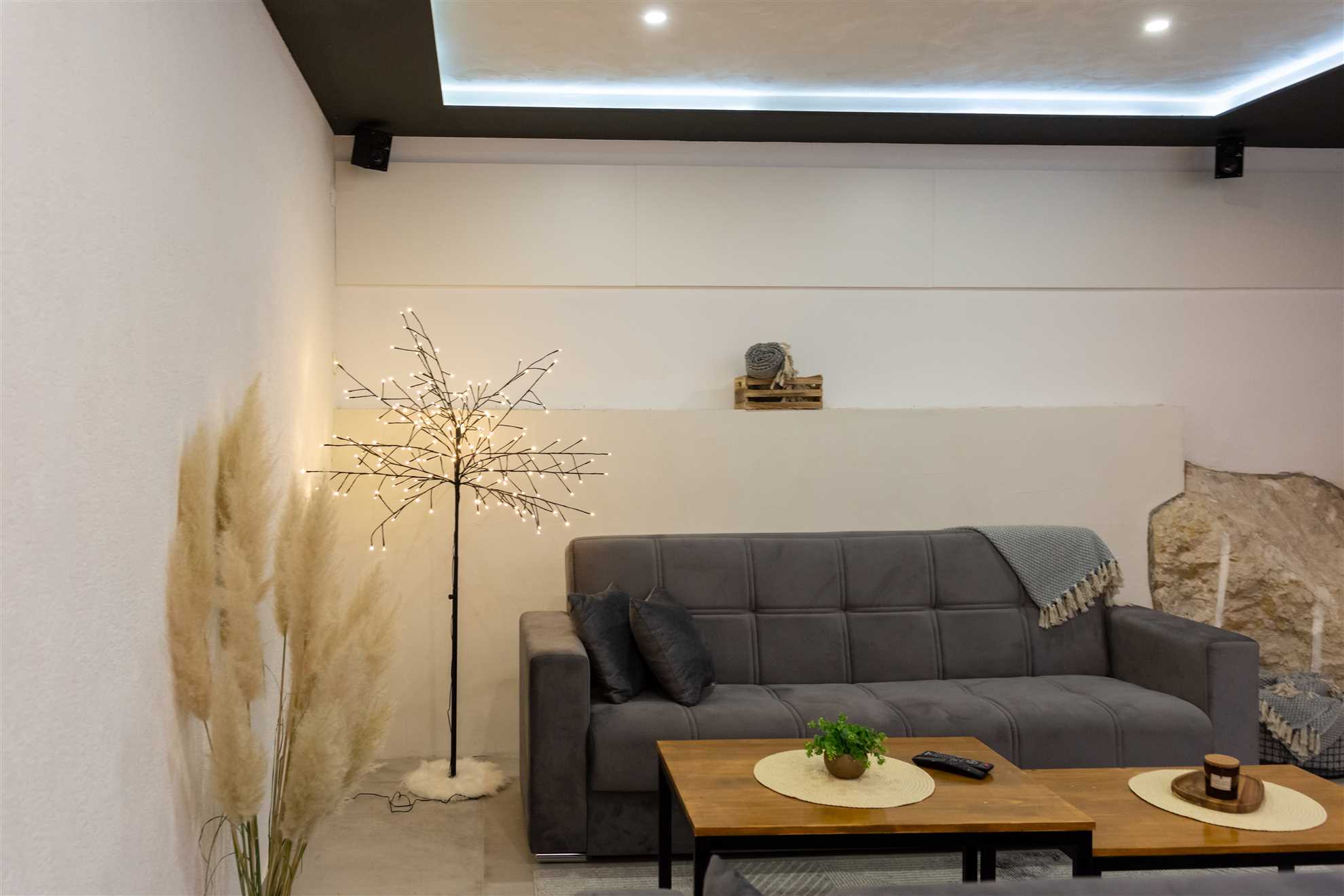 Villa Casa Mia Luxury Retreat with Heated Pool