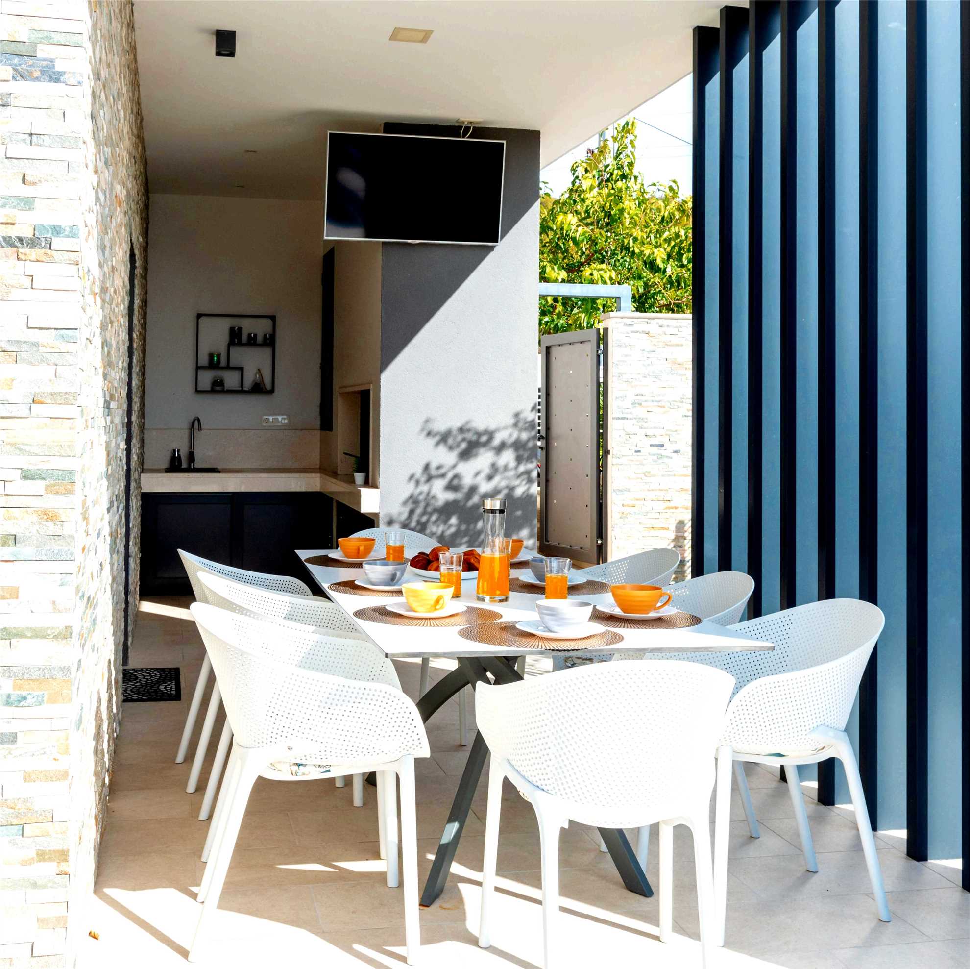 Villa Casa Mia Luxury Retreat with Heated Pool