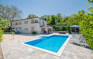 Zmijavci Villa for Up to 10 Guests with Pool