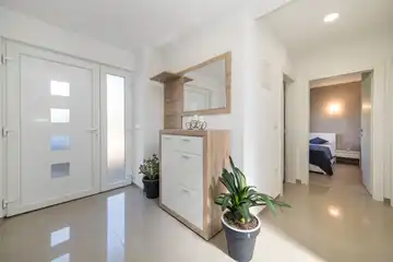 Zmijavci Villa for Up to 10 Guests with Pool