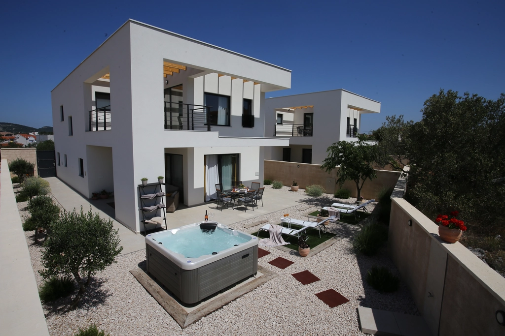 Jezera 3-Bedroom Villa with Hot Tub and Sea View
