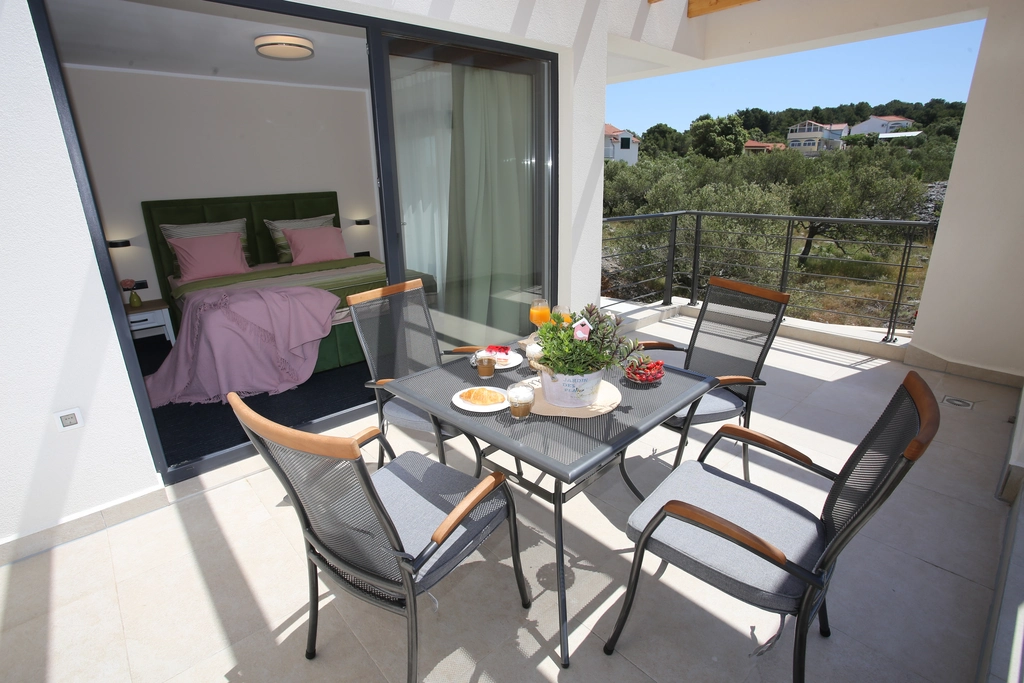 Jezera 3-Bedroom Villa with Hot Tub and Sea View