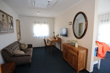 Jezera 3-Bedroom Villa with Hot Tub and Sea View