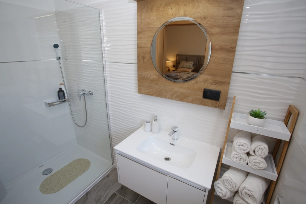 Jezera 3-Bedroom Villa with Hot Tub and Sea View