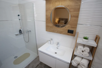 Jezera 3-Bedroom Villa with Hot Tub and Sea View