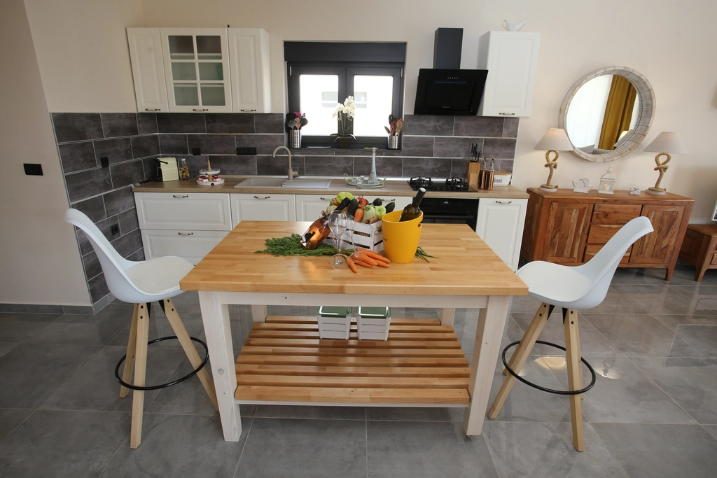 Jezera 3-Bedroom Villa with Hot Tub and Sea View