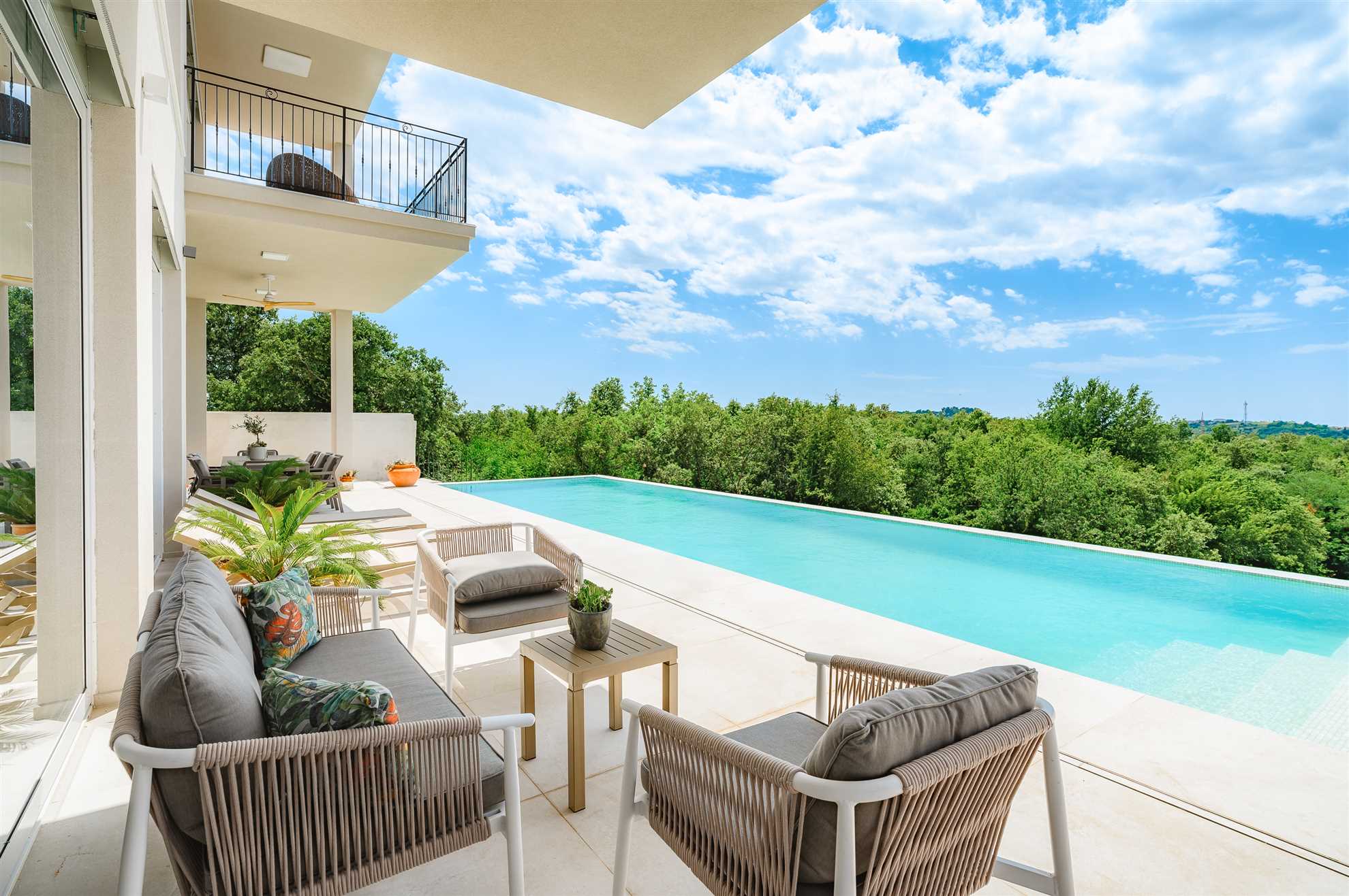 Vacay Villa Palazzo sa grijanim bazenom