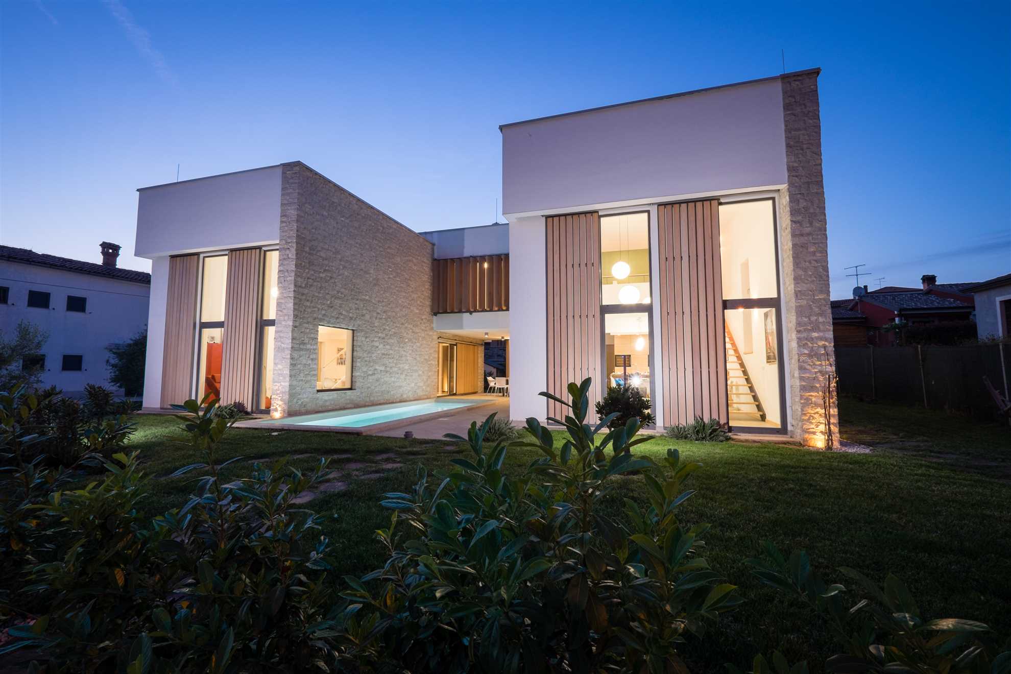 Vacay Villa 2in1 unique with private pool