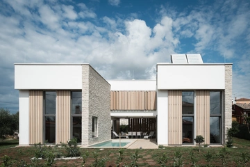 Villa in Fiorini, Croatia for Up to 8 Guests