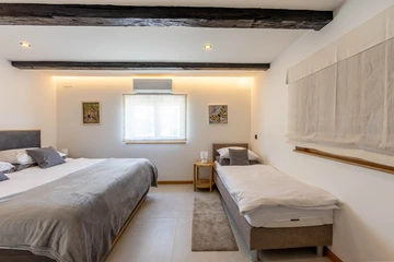 Holiday House for 6 Guests in Stubičke Toplice