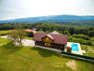 Holiday House for 6 Guests in Stubičke Toplice