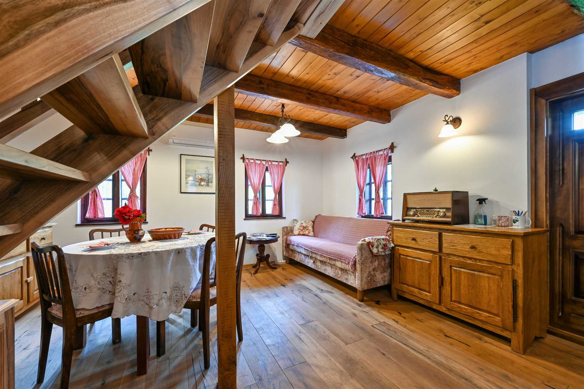 Holiday home Vila Trnoružica (Sleeping Beauty Villa)