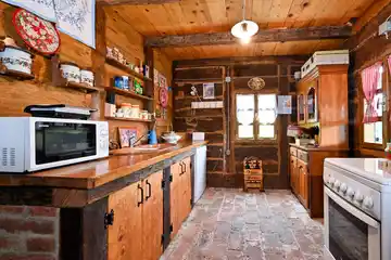 Holiday House in Sekirišće for Up to 4 Guests