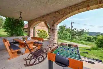 Holiday House in Sekirišće for Up to 4 Guests