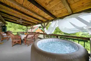 Holiday House in Sekirišće for Up to 4 Guests