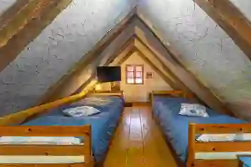 Traditional Holiday House in Sekirišće for 4