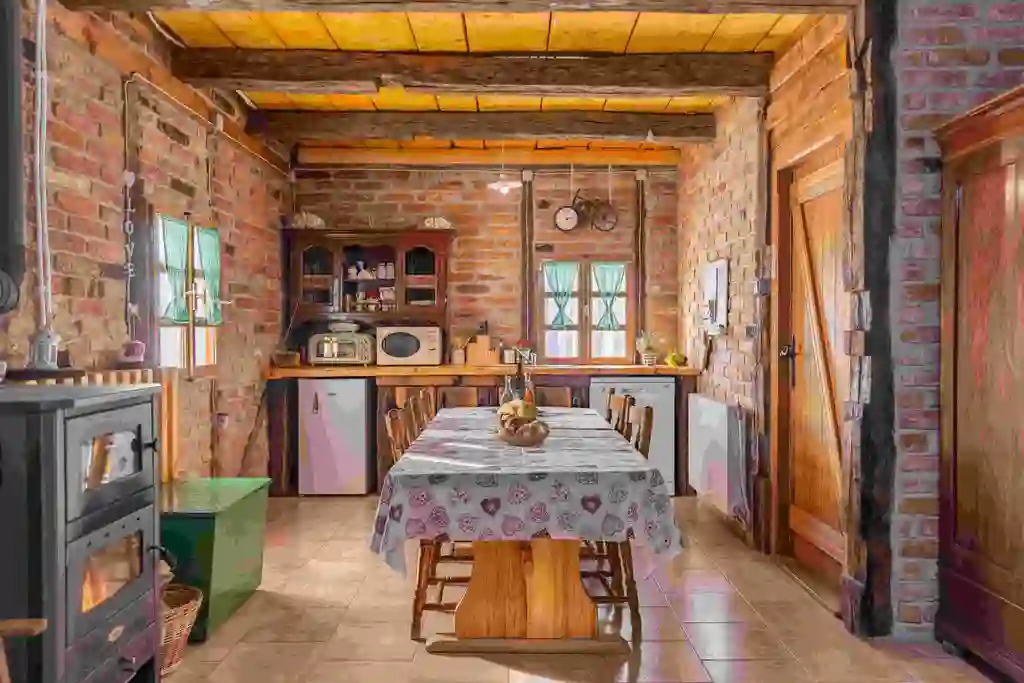 Traditional Holiday House in Sekirišće for 4