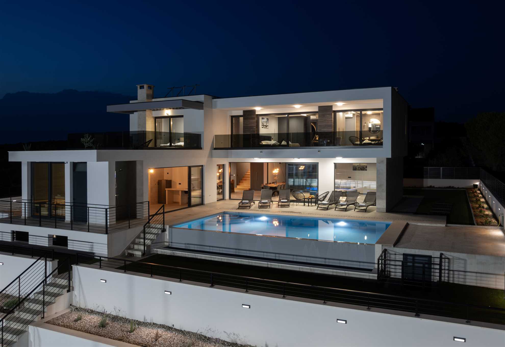 Villa Nino with padel court