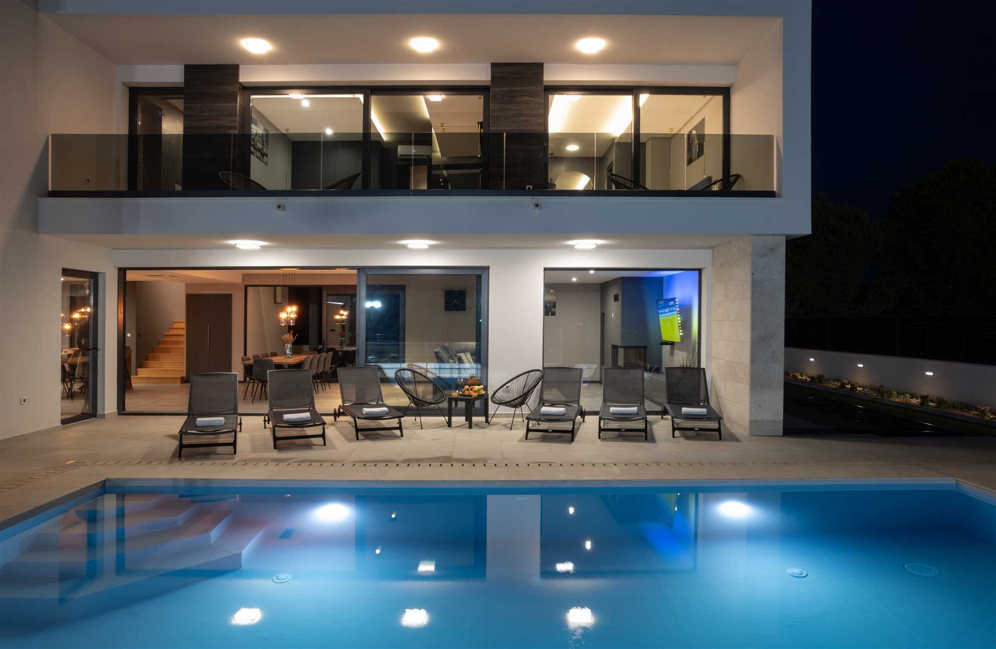 Villa Nino with padel court