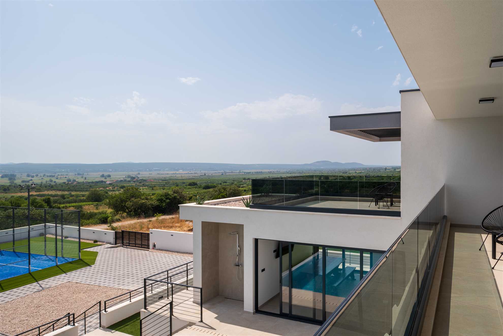 Villa Nino with padel court