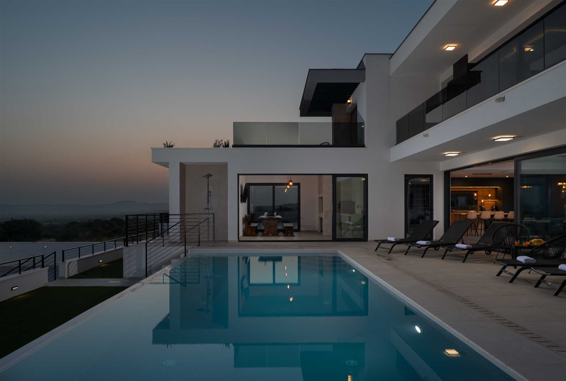 Villa Nino with padel court