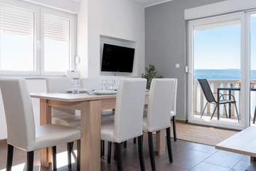 Apartment with Pool in Čelina for 5 Guests