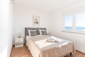 2-Bedroom Apartment with Pool in Čelina