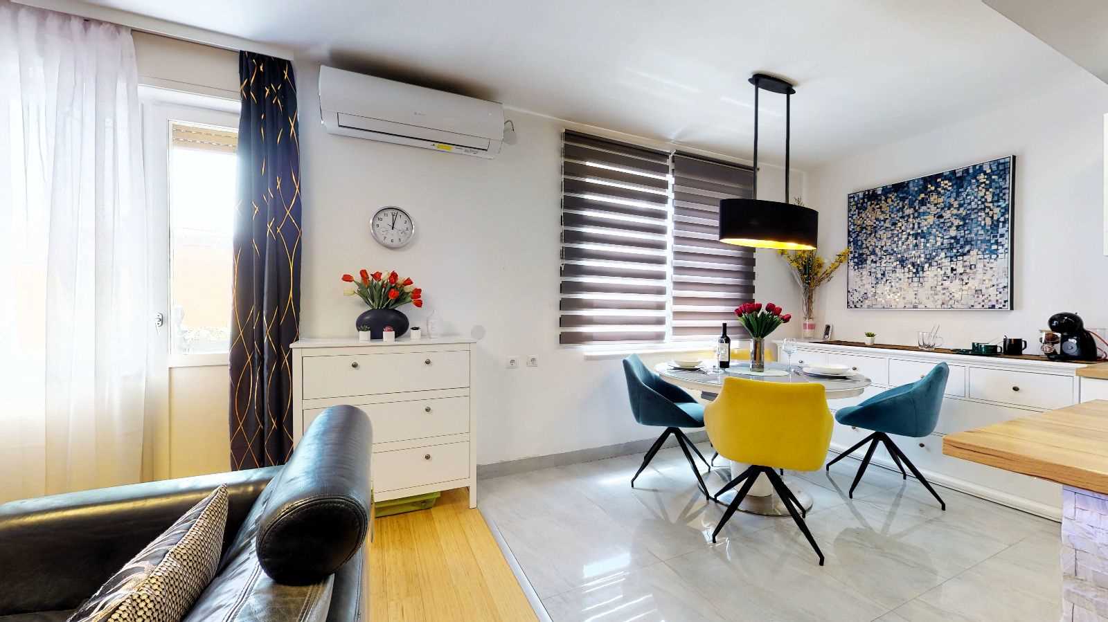 Moderan Deluxe Apartman Sara 2, Split