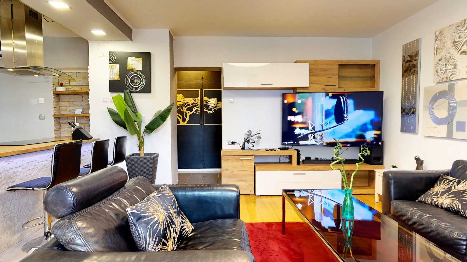 Moderan Deluxe Apartman Sara 2, Split