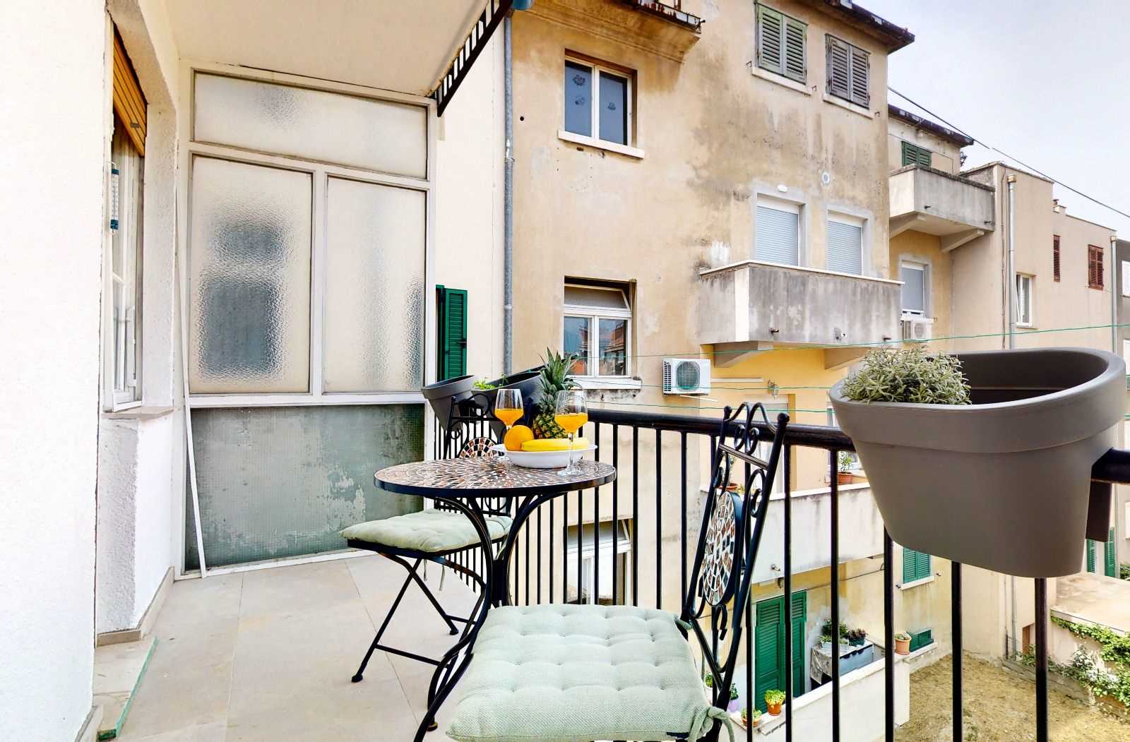 Moderan Deluxe Apartman Sara 2, Split