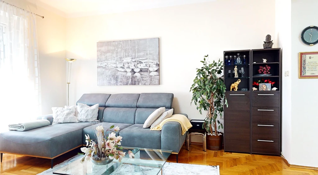 Split Apartment for 4 Guests with 2 Bedrooms