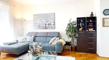 Split Apartment for 4 Guests with 2 Bedrooms