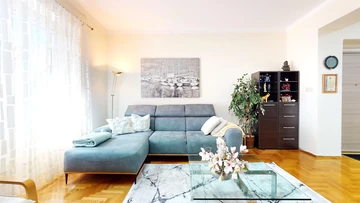 Split Apartment for 4 Guests with 2 Bedrooms