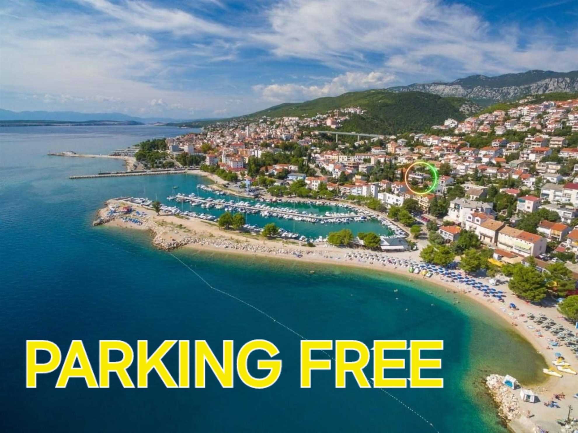 Studio 100m to beach + parking