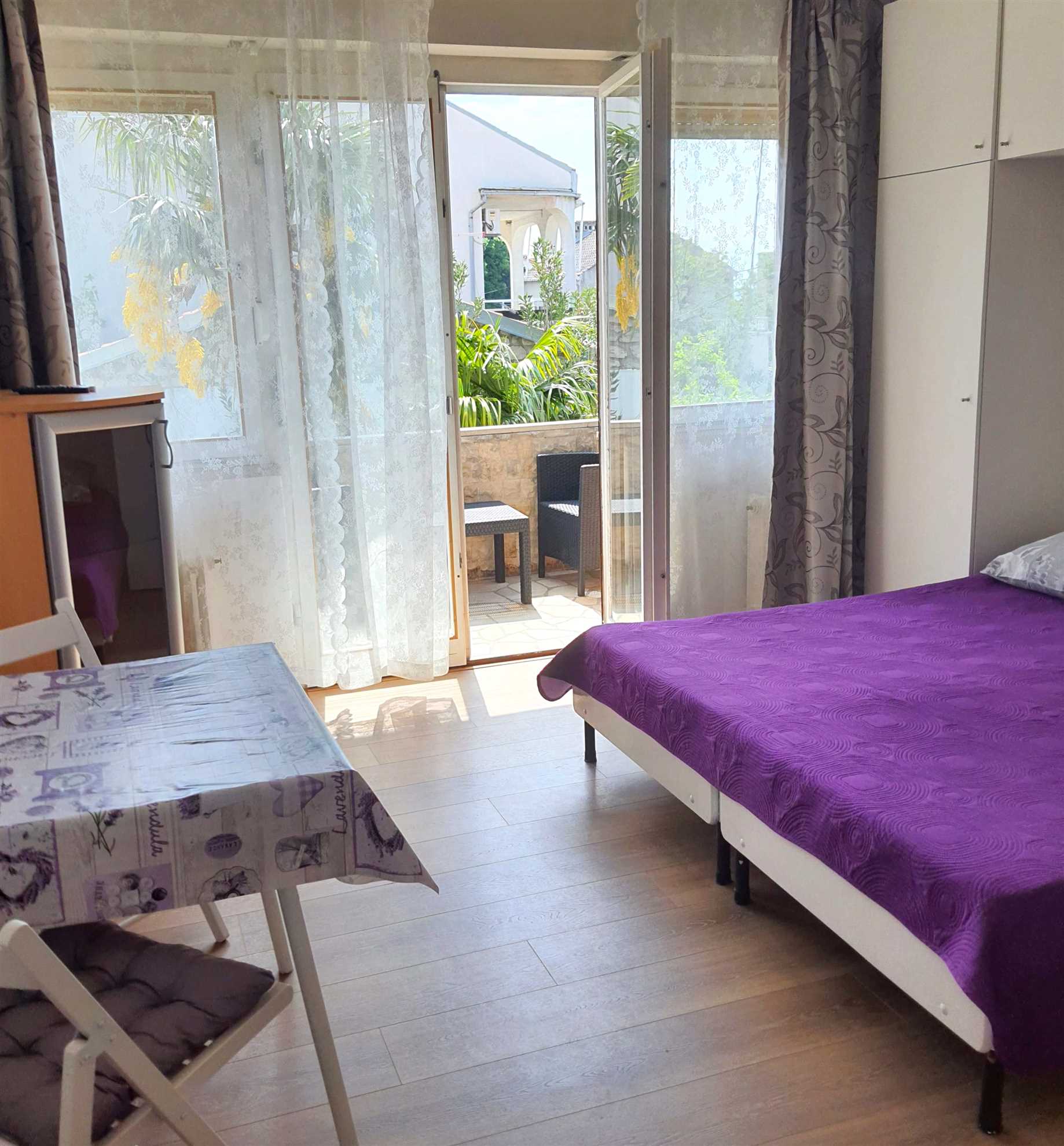 Studio+free parking, 100m to sea