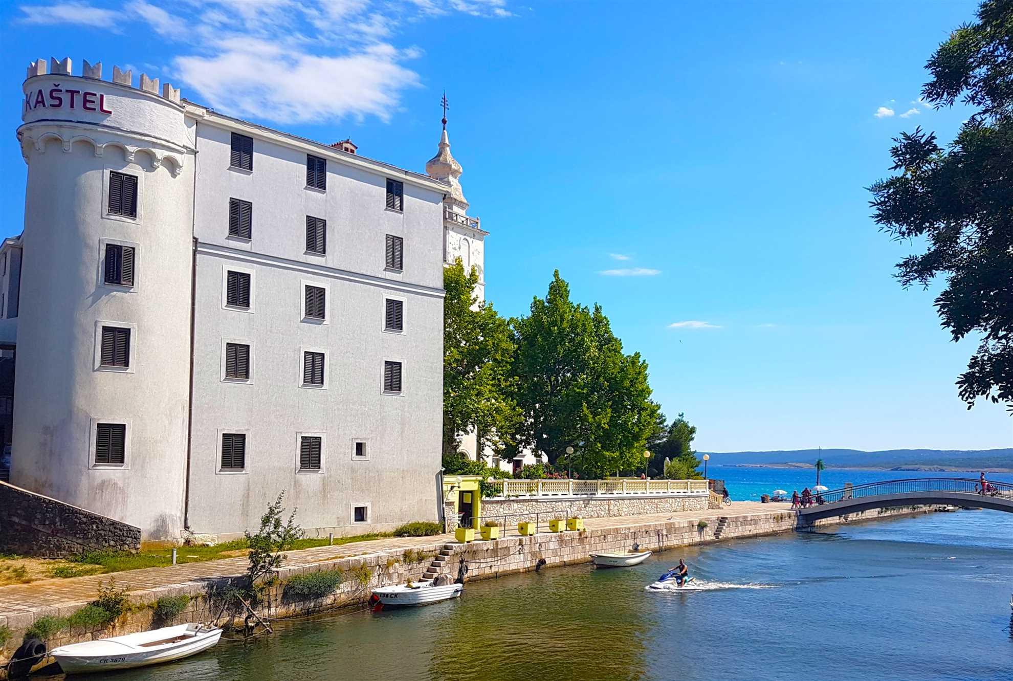 Studio+free parking, 100m to sea