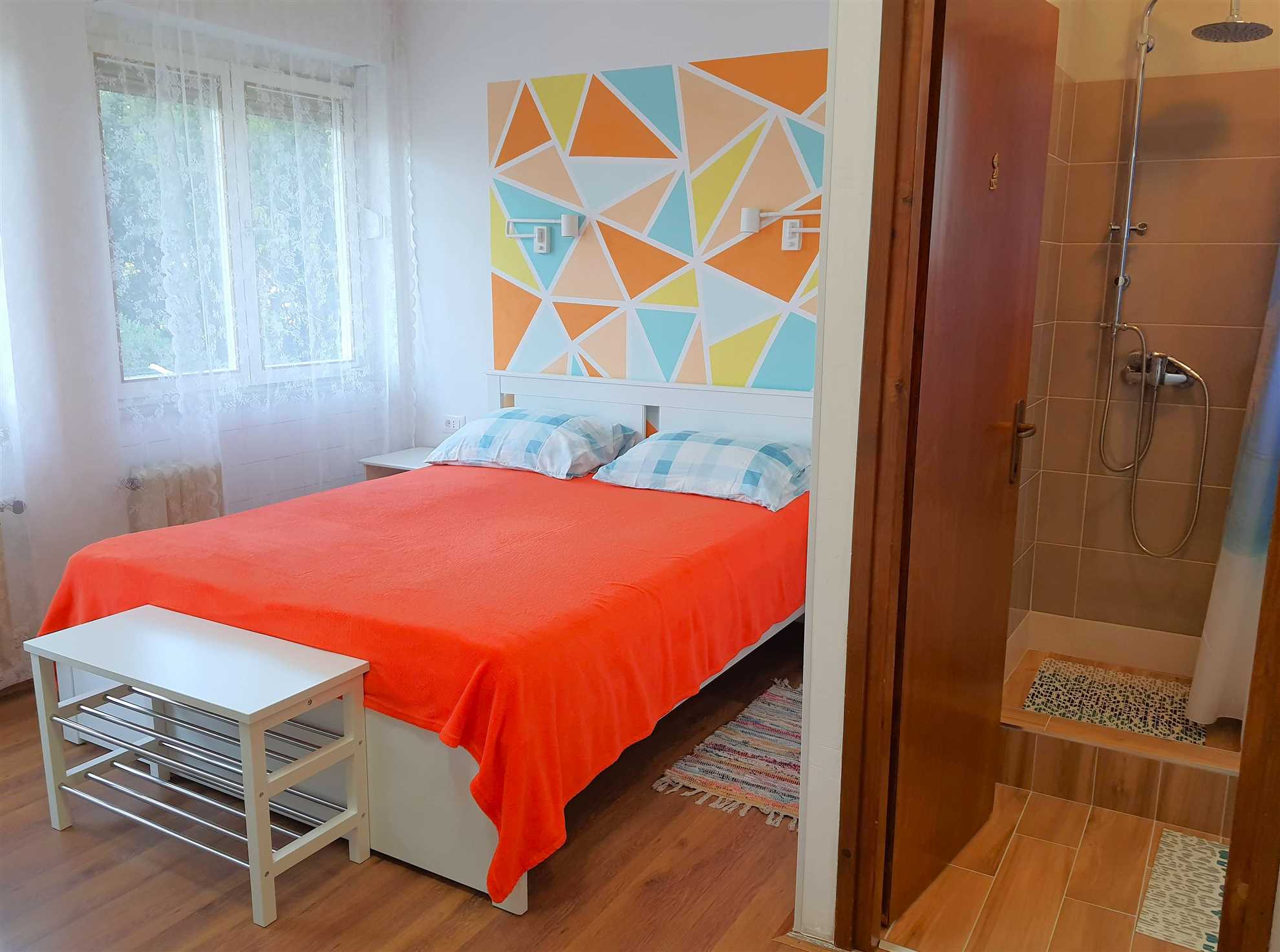Sea view+parking, 100m to beach
