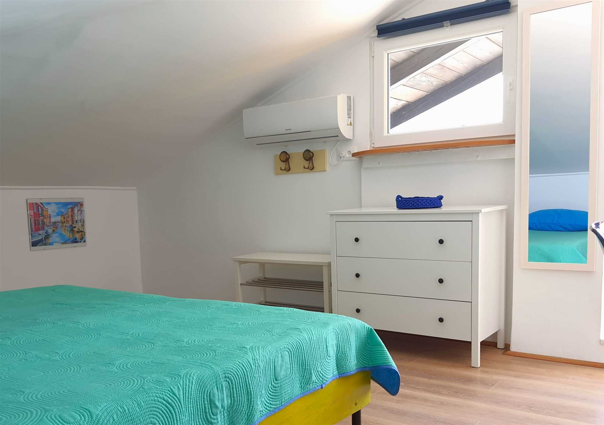 Sea view+parking, 100m to beach