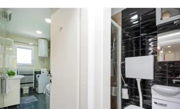 Split Apartment for 5 Guests with Jacuzzi Bathtub