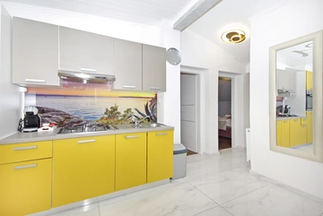 2-Bedroom Apartment in Split for Up to 5