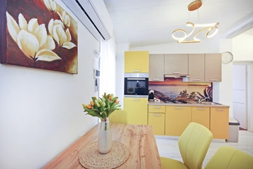 2-Bedroom Apartment in Split for Up to 5