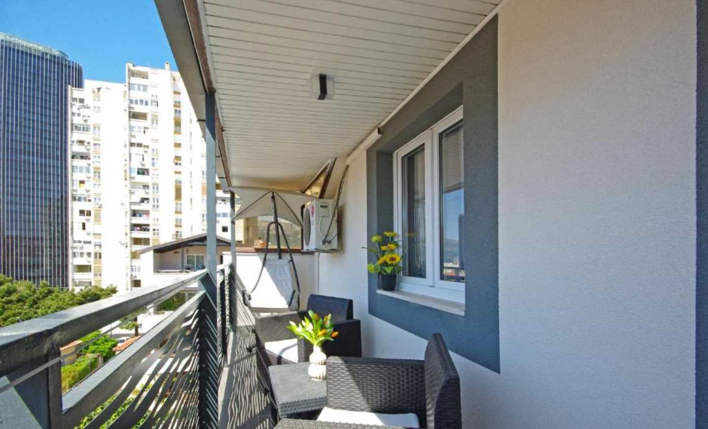Villa Naoimi: Sunset Apartment