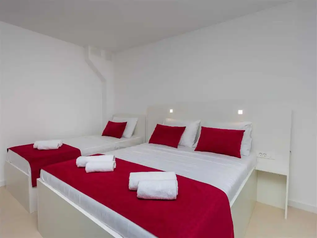 Novalja Studio for 3 Guests with Private Balcony